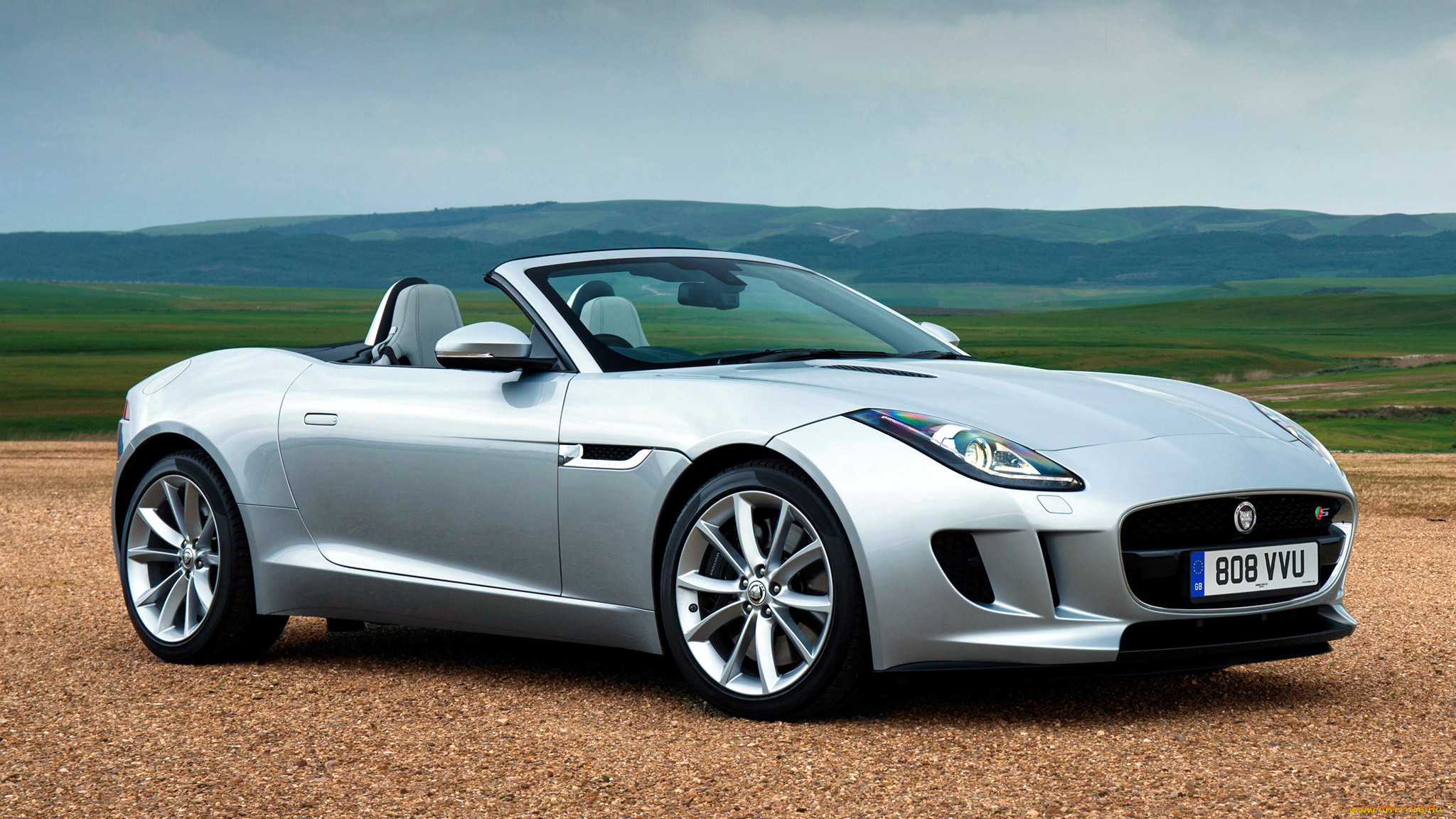 Ягуар машина f Type 2013